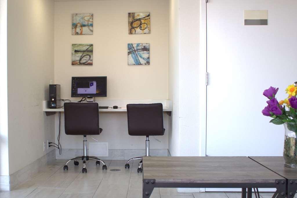 Clarion Pointe סטייטסוויל מתקנים תמונה